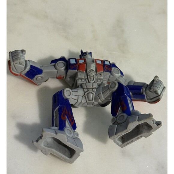 2009 Hasbro Transformers Optimus Prime Bakery Crafts - Picture 3 of 8